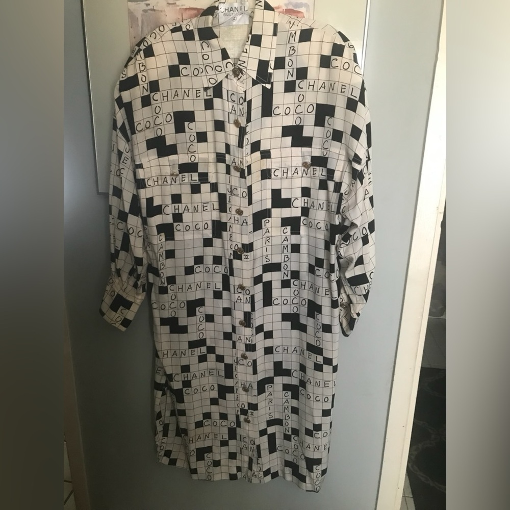 Chanel Iconic Scrabble Print Silk Dress RARE 1990,s
✨💕 Make A Offer ✨💕 - Picture 2 of 9
